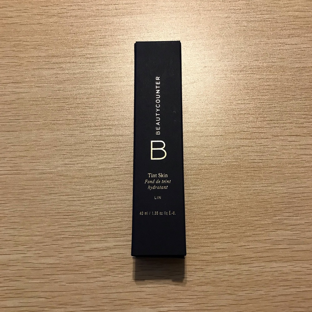 Beautycounter Tint Skin Hydrating Foundation - Linen